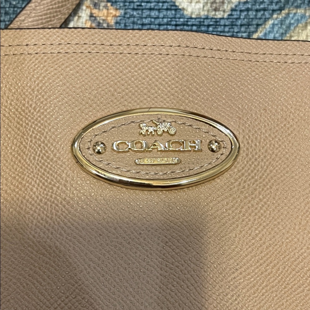 Coach Beige Leather Tote Bag - Picture 2 of 14